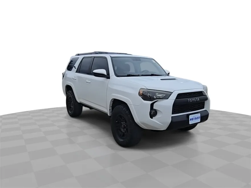 2019 Toyota 4Runner TRD Off-Road photo 1