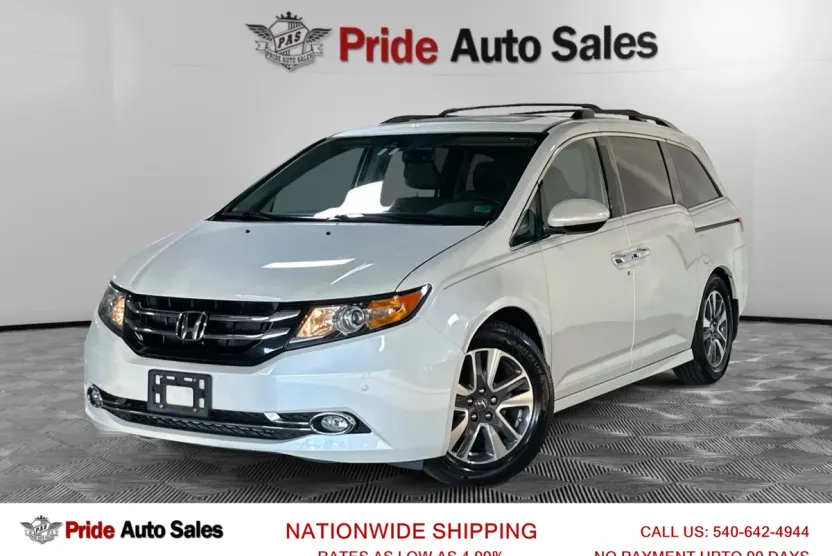 2016 Honda Odyssey Touring photo 1