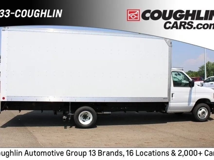 2025 Ford E-450 photo 1