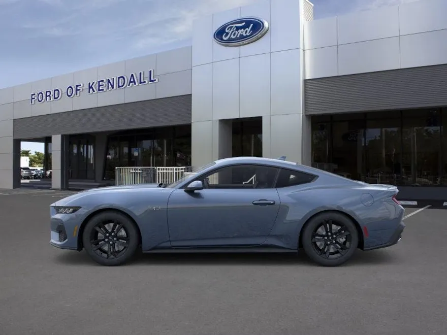 2025 Ford Mustang GT photo 1