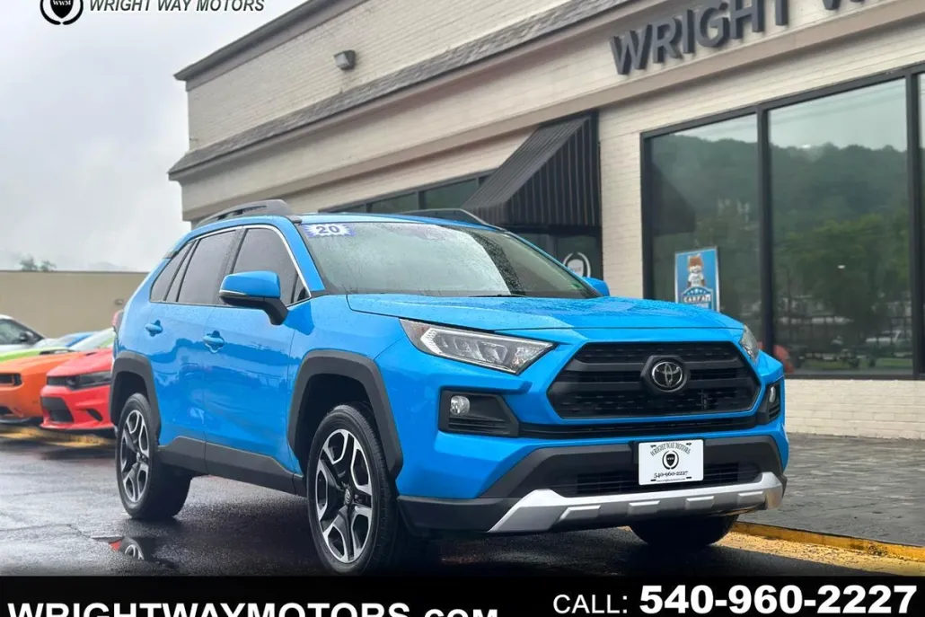 2020 Toyota RAV4 Adventure photo 1