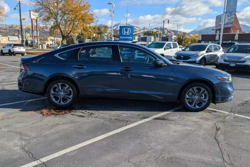 2025 Honda Accord Hybrid EX-L photo 1