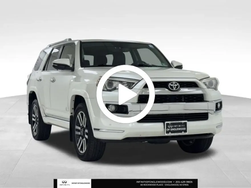 2016 Toyota 4Runner Limited photo 1