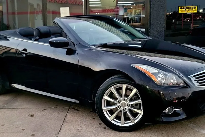 2012 Infiniti G37 photo 1