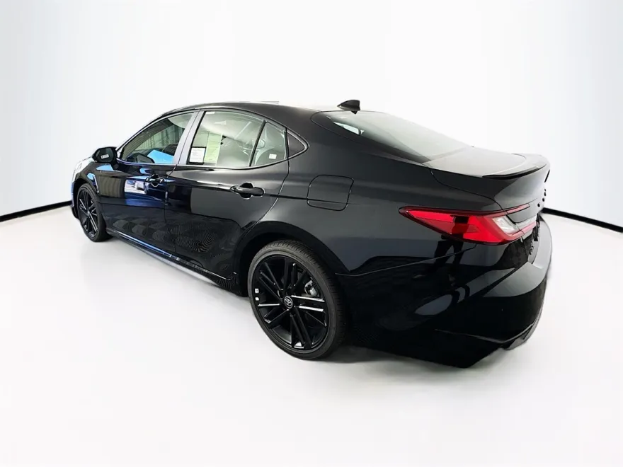 2026 Toyota Camry photo 1