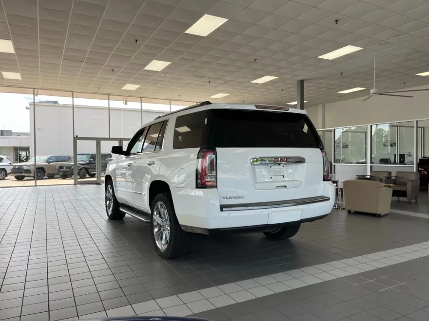 2019 Gmc Yukon Denali photo 1