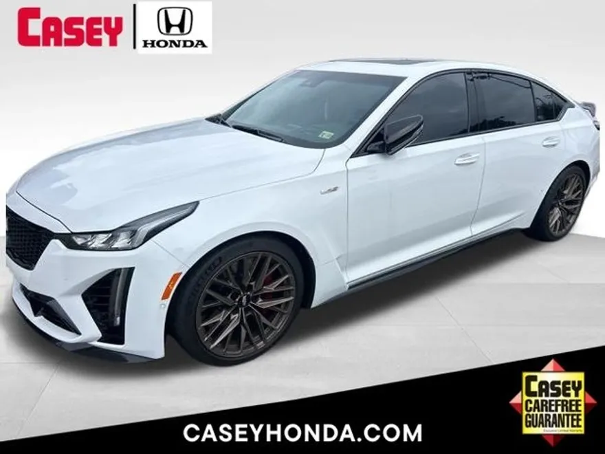2022 Cadillac CT5 V photo 1