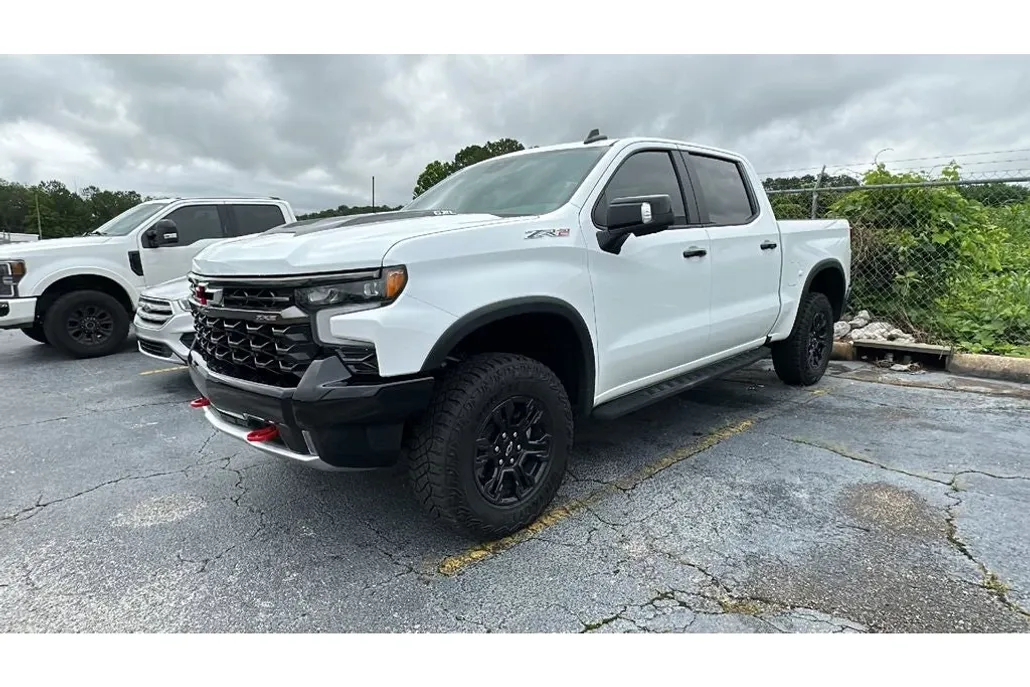 2023 Chevrolet Silverado 1500 ZR2 photo 1
