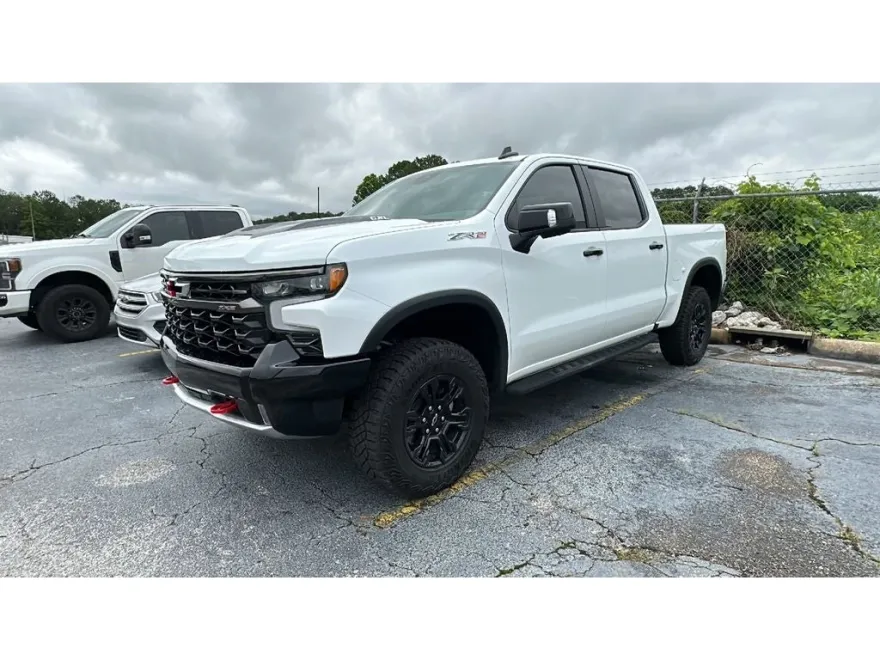 2023 Chevrolet Silverado 1500 ZR2 photo 1