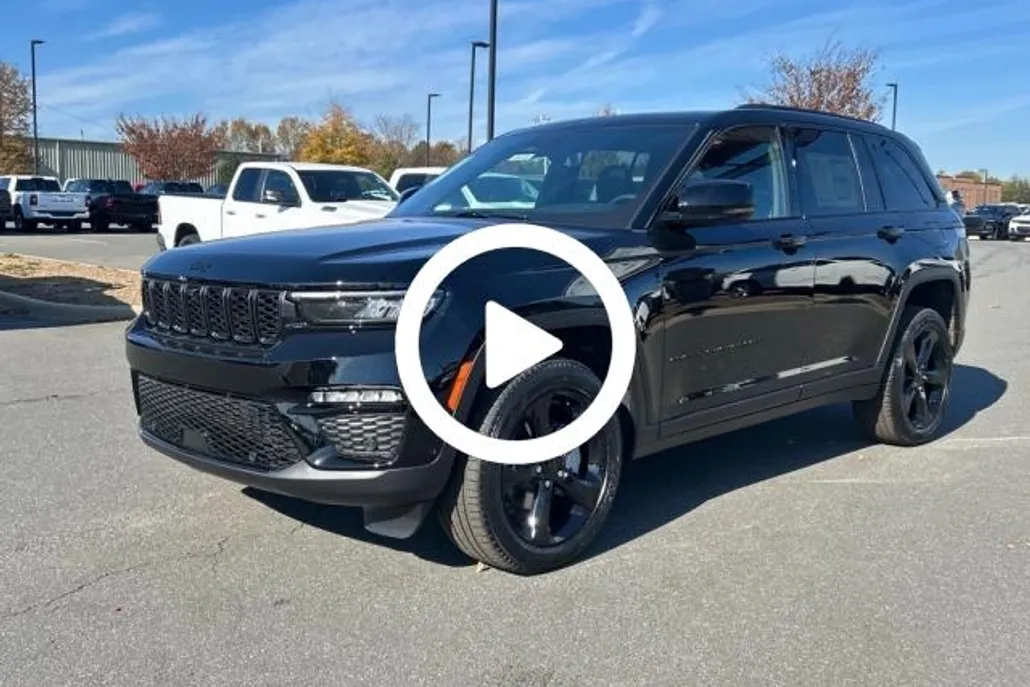 2025 Jeep Grand Cherokee Limited photo 1