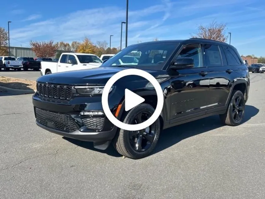 2025 Jeep Grand Cherokee Limited photo 1