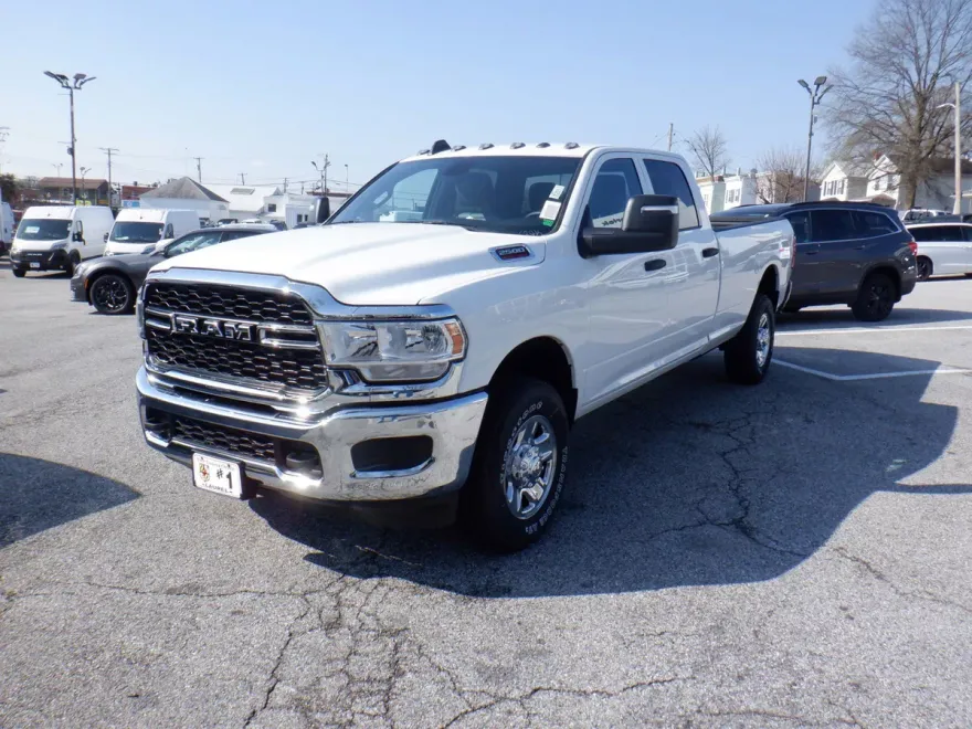 2024 Ram 2500 Tradesman photo 1