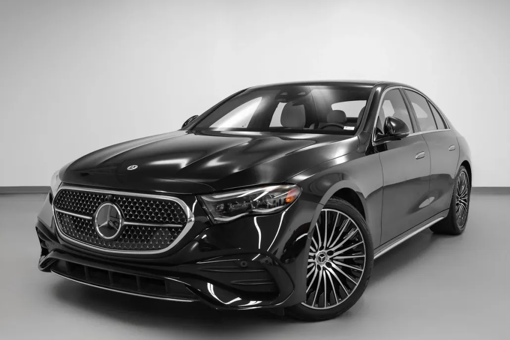 2024 Mercedes Benz E 350 4MATIC photo 1