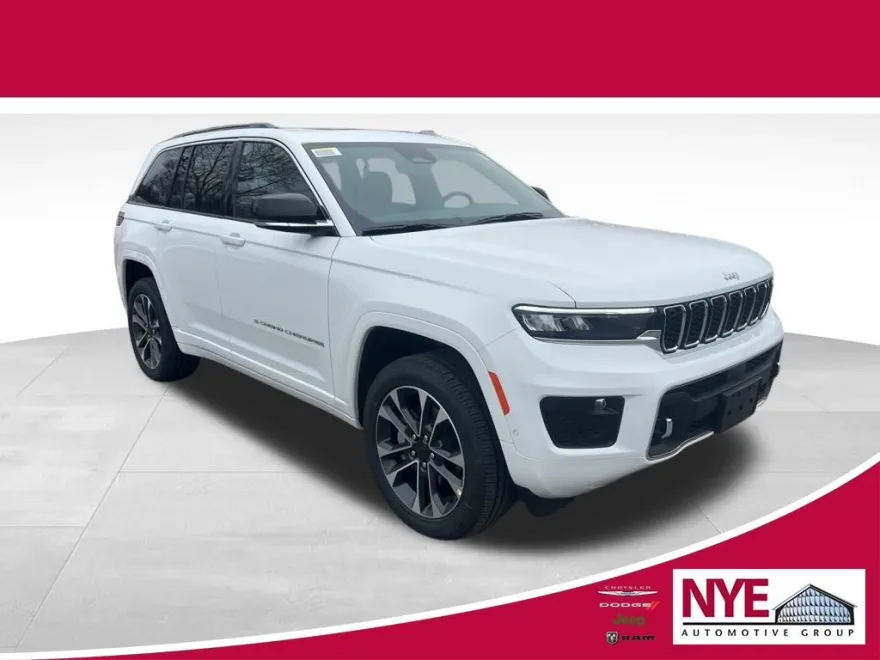 2025 Jeep Grand Cherokee Overland photo 1