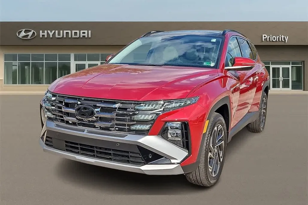2025 Hyundai Tucson Limited photo 1