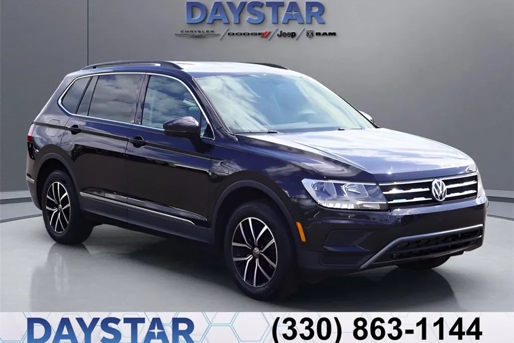 2021 Volkswagen Tiguan R-Line Black SEL photo 1