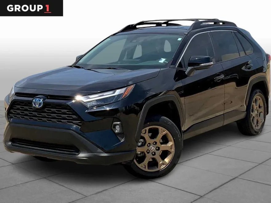 2024 Toyota RAV4 Hybrid photo 1