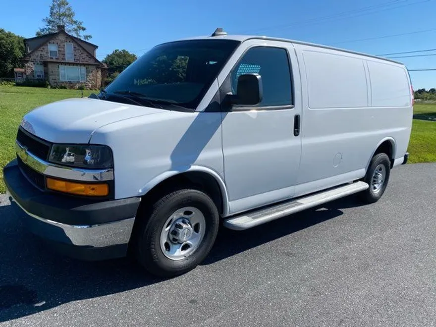 2021 Chevrolet Express 2500 Cargo photo 1