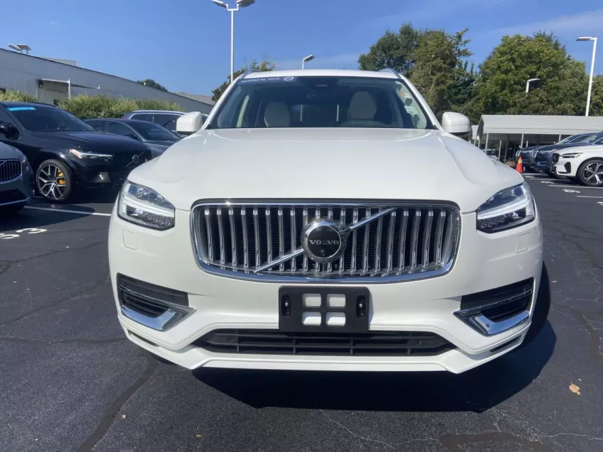 2023 Volvo XC90 Recharge T8 Plus photo 1