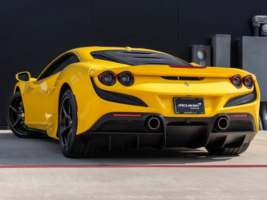 2021 Ferrari F8 Tributo Base photo 6