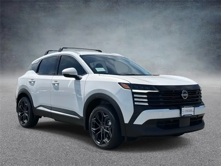 2025 Nissan Kicks SR photo 1