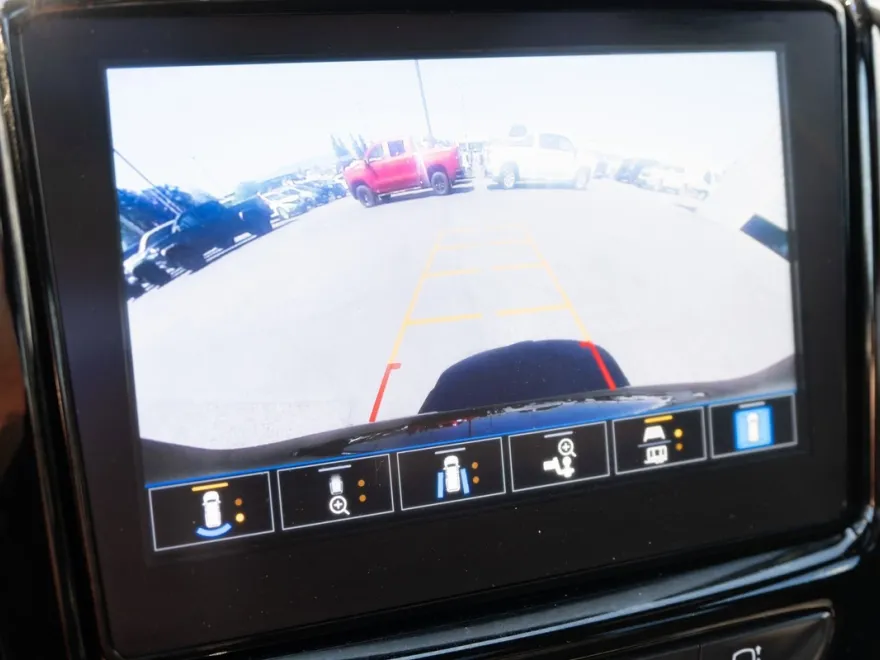 2023 Chevrolet Traverse Leather photo 1