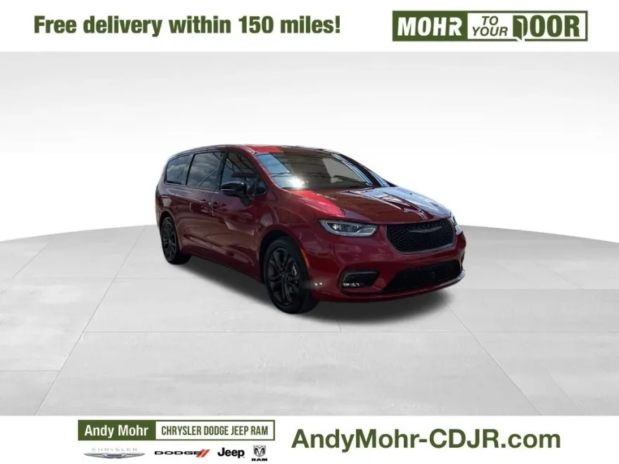 2026 Chrysler Pacifica photo 1