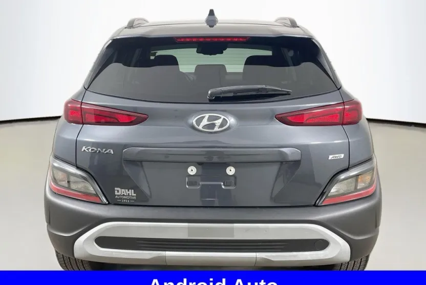 2022 Hyundai Kona SEL photo 1