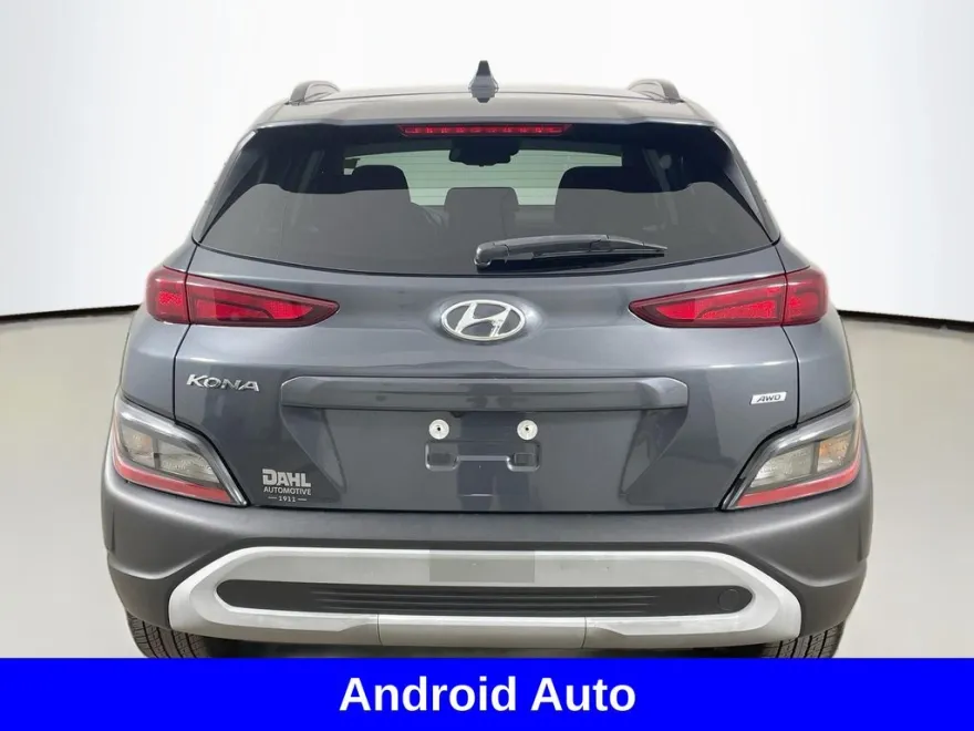 2022 Hyundai Kona SEL photo 1
