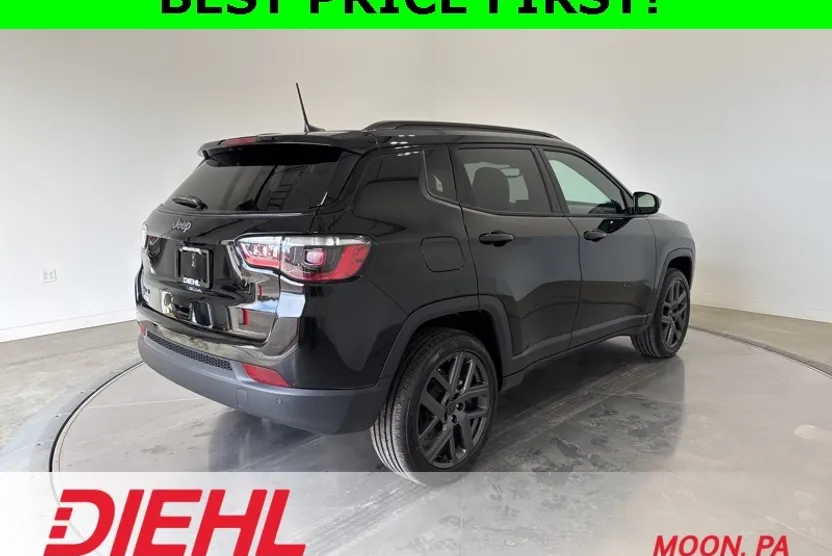 2026 Jeep Compass Limited photo 1