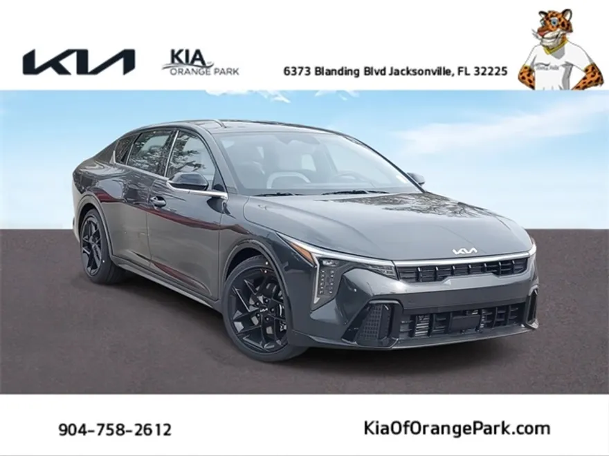 2025 Kia K4 GT-Line Turbo photo 1