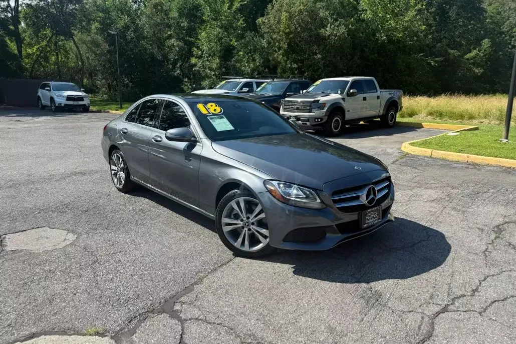 2018 Mercedes Benz C 300 4MATIC Sedan photo 1