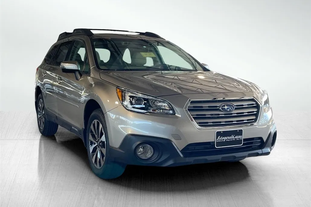 2017 Subaru Outback 3.6R Limited photo 1