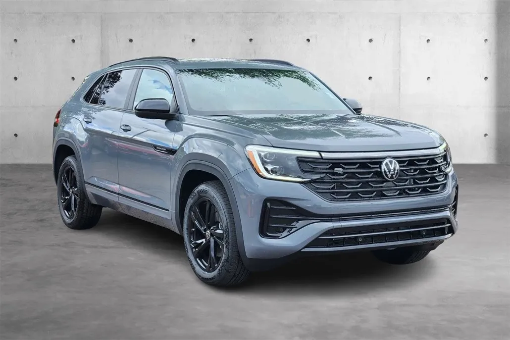 2025 Volkswagen Atlas Cross Sport SEL R-Line photo 1