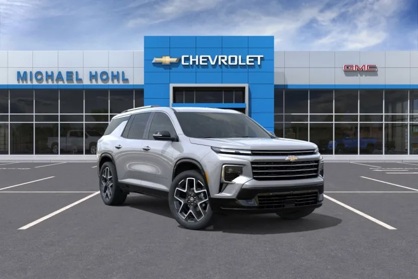 2026 Chevrolet Traverse High Country photo 1