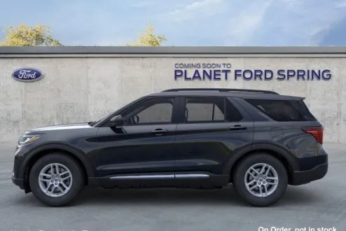 2025 Ford Explorer photo 3