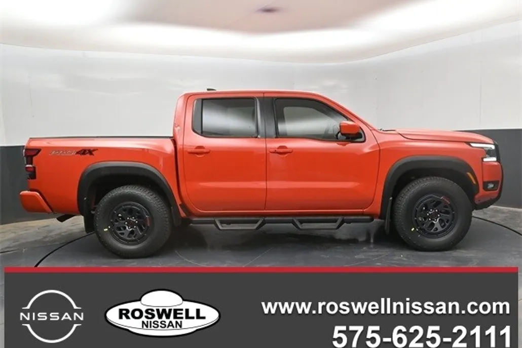 2025 Nissan Frontier PRO-4X photo 1