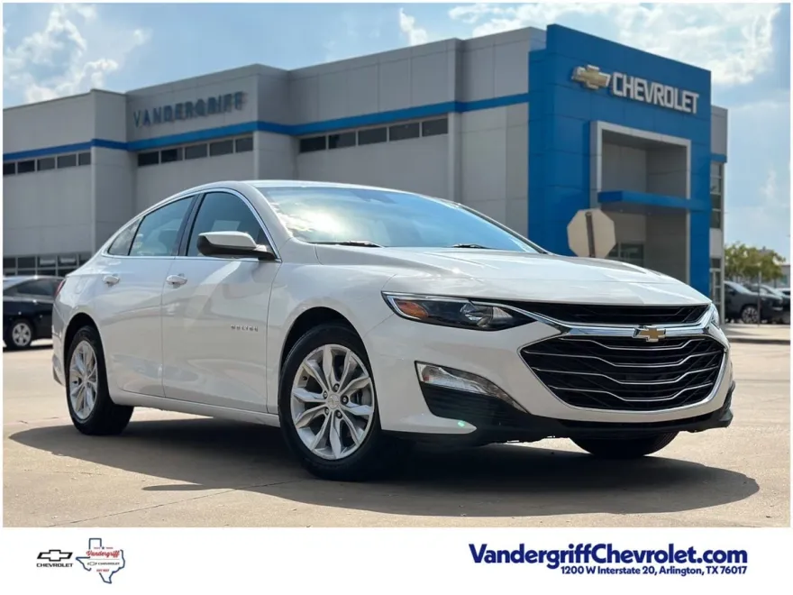 2024 Chevrolet Malibu 1LT photo 1