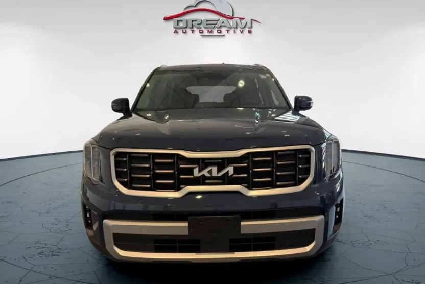 2023 Kia Telluride S photo 1