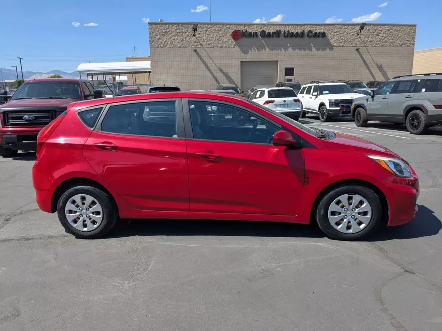 2016 Hyundai Accent GS GLS photo 1