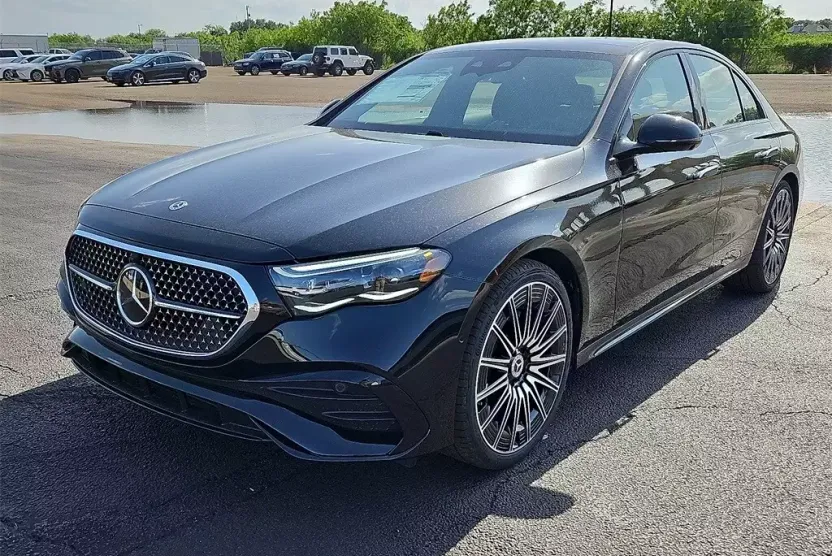 2025 Mercedes Benz E 350 photo 1