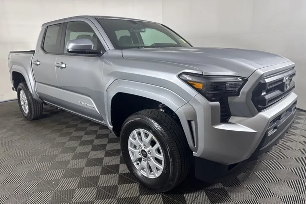 2025 Toyota Tacoma SR5 Double Cab photo 1