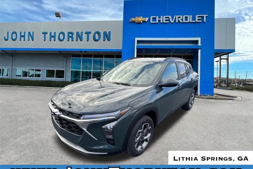 2026 Chevrolet Trax LT photo 1