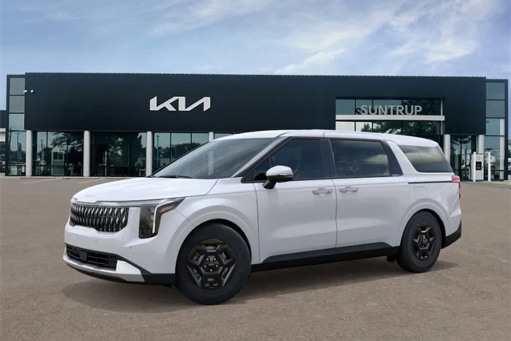 2026 Kia Carnival LX photo 1