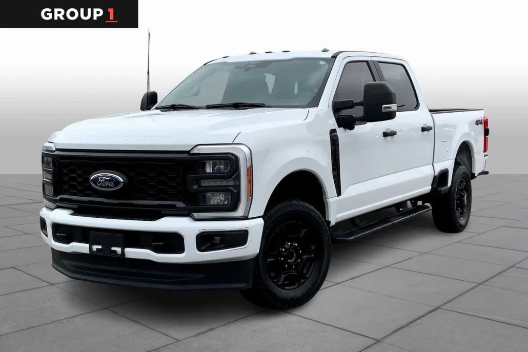 2023 Ford F-250 XL photo 1