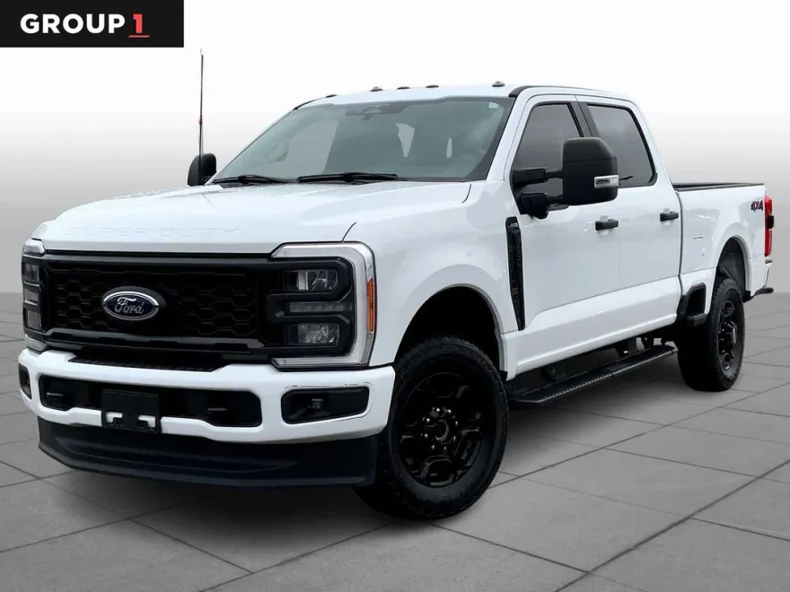 2023 Ford F-250 XL photo 1