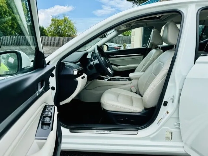 2021 Nissan Altima 2.5 SL photo 8