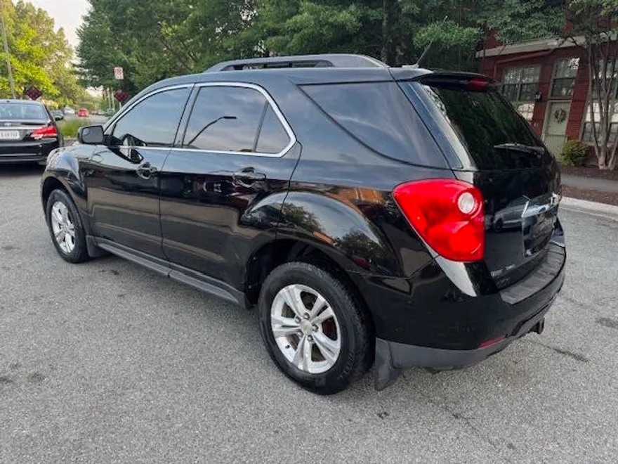 2012 Chevrolet Equinox LT photo 1