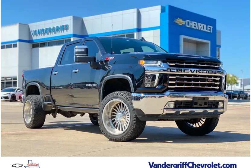 2022 Chevrolet Silverado 2500HD photo 1