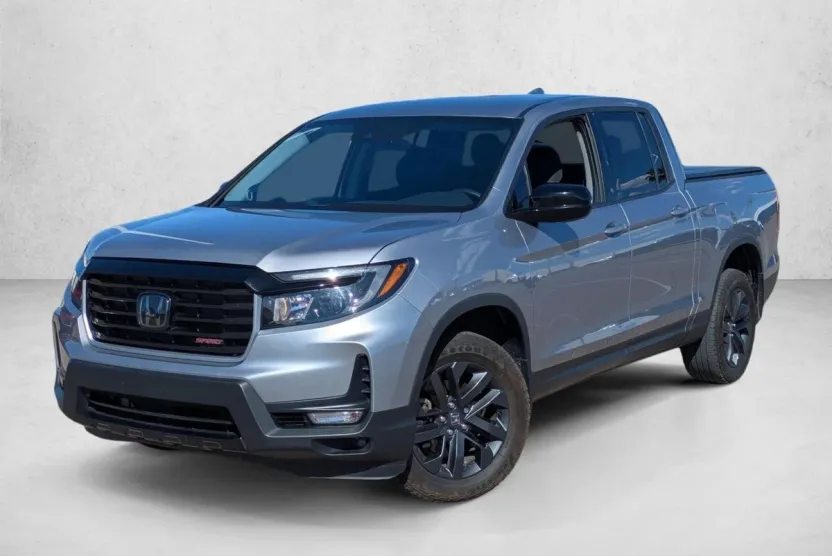2021 Honda Ridgeline Sport photo 1